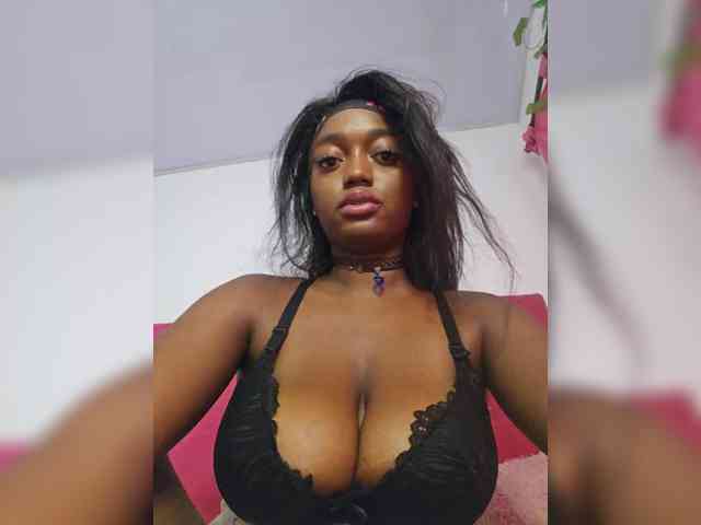 sasha-xxxx webcam