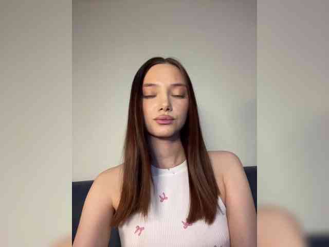 Sweetgirl-11 Live Webcam on BongaCams