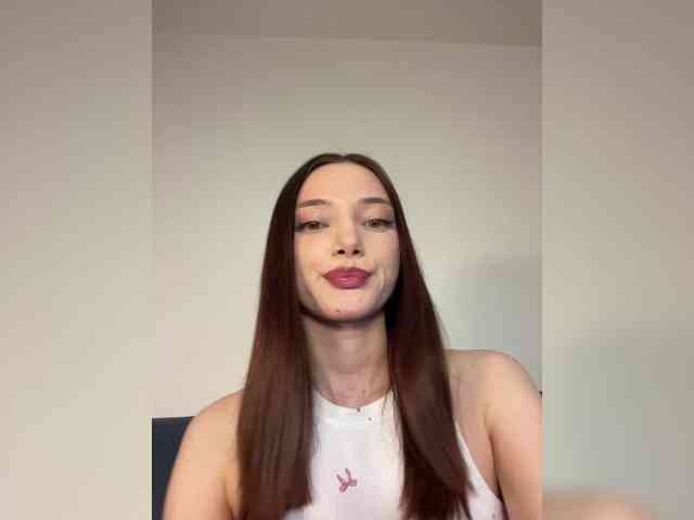 Alice__Foxx webcam
