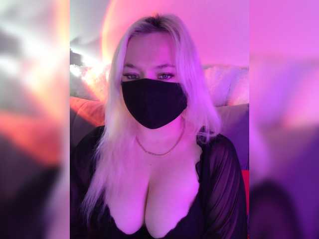 Alicekitty's BongaCams show and profile