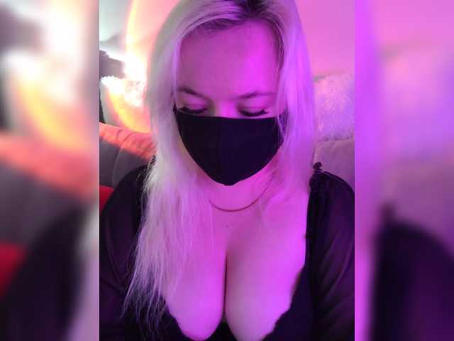 Alicekitty's BongaCams show and profile