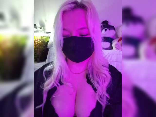 Alicekitty from BongaCams