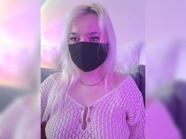 Alicekitty's BongaCams show and profile