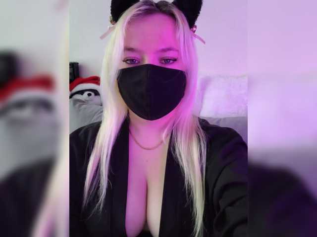 Alicekitty's BongaCams show and profile