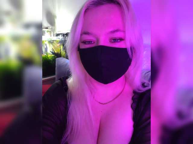 Alicekitty's BongaCams show and profile