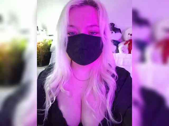 live strip chat Alicekitty