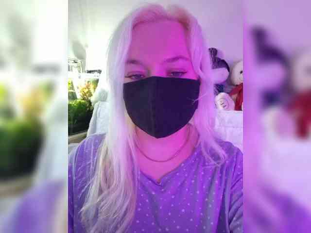 Alicekitty Live Webcam on BongaCams