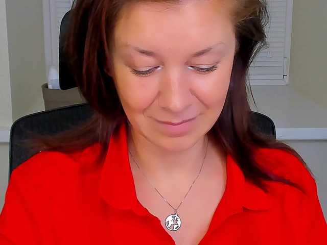 AnaMills webcam bongacams model stream image