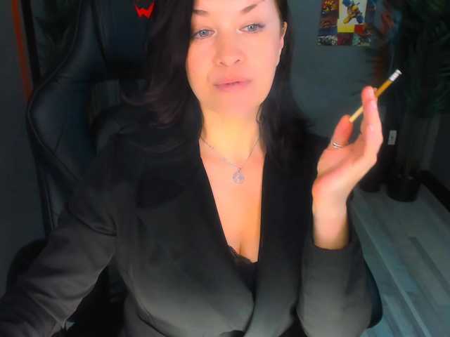 AnaMills's BongaCams show and profile