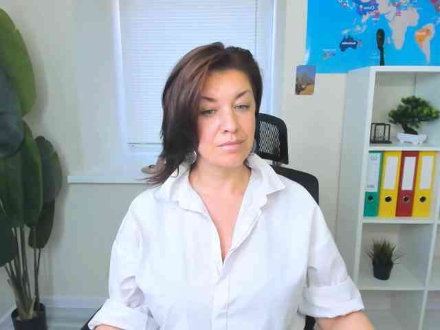 AnaMills Live Webcam on BongaCams