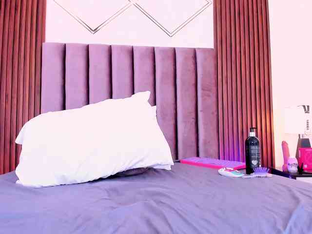 Viannca Live Webcam on BongaCams