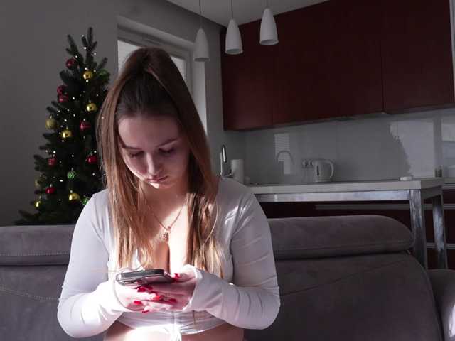 Diamond-7's BongaCams show and profile