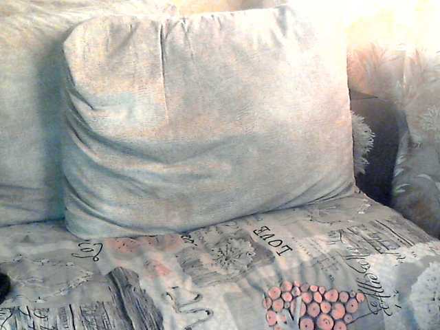 CuteGloria's BongaCams show and profile