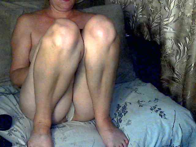 CuteGloria webcam