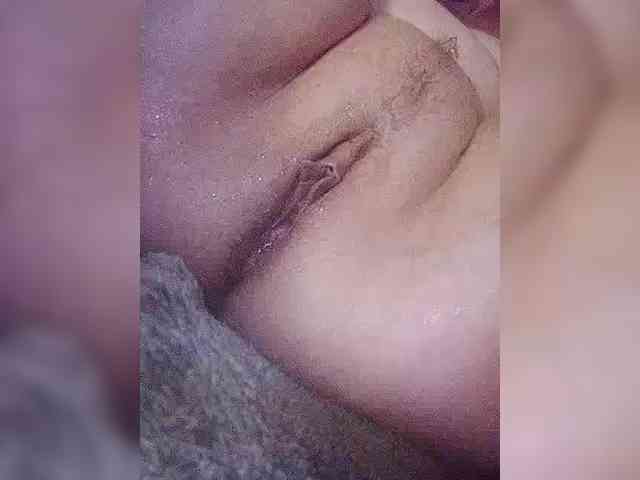 CuteGloria webcam