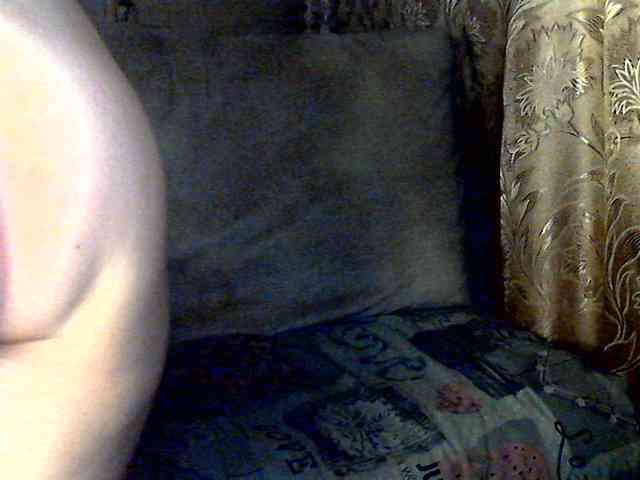 CuteGloria webcam