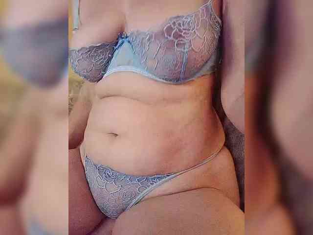 CuteGloria webcam