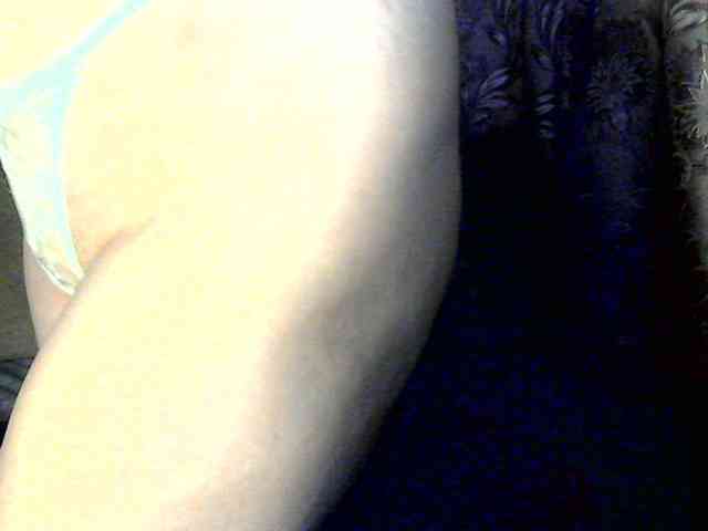 CuteGloria webcam