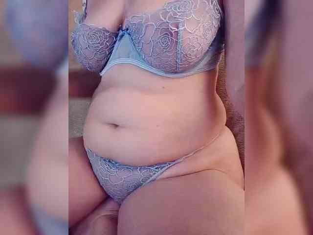 CuteGloria webcam