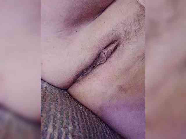 CuteGloria webcam