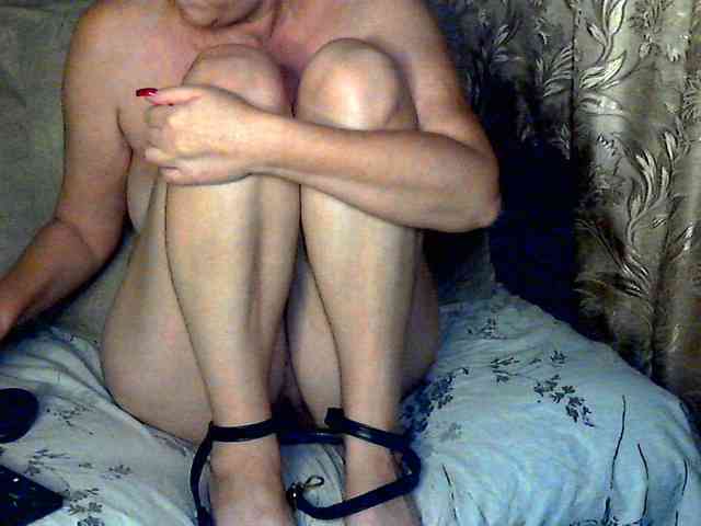 CuteGloria webcam