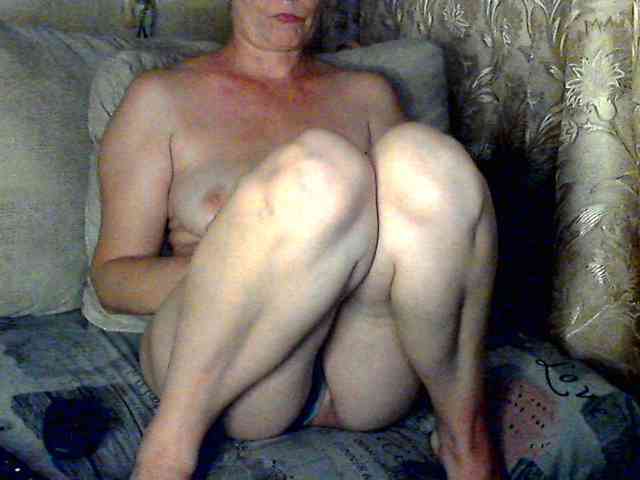 CuteGloria webcam