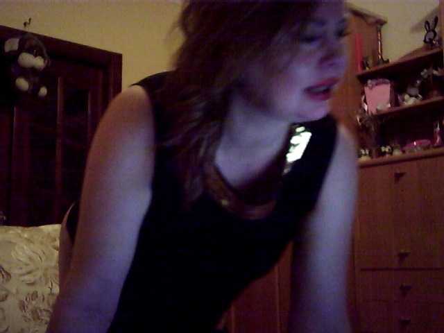 SexyMiss's BongaCams show and profile