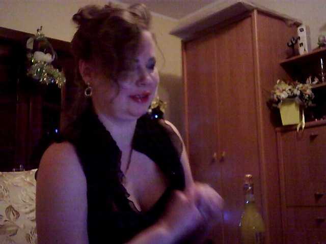 SexyMiss's BongaCams show and profile