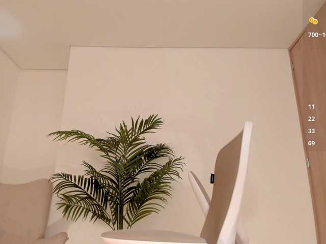 KendallRise's BongaCams show and profile