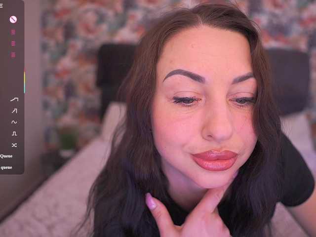 Magneticcc's BongaCams show and profile