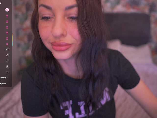 Magneticcc's BongaCams show and profile