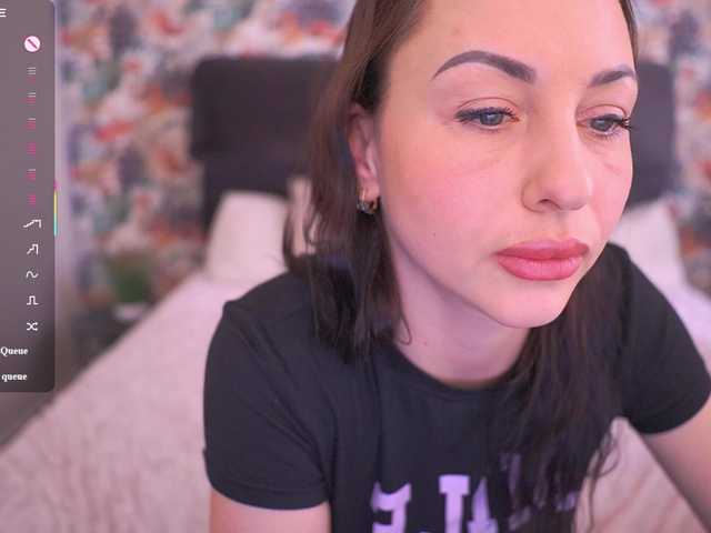 Magneticcc's BongaCams show and profile