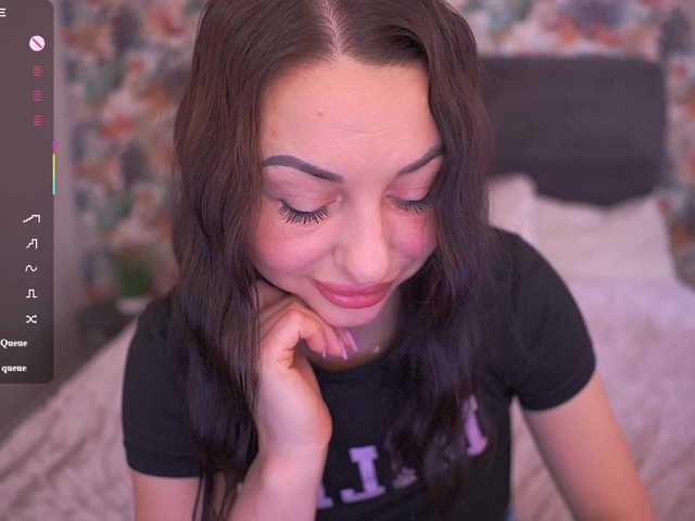 Magneticcc's BongaCams show and profile