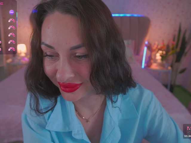 Magneticcc's BongaCams show and profile