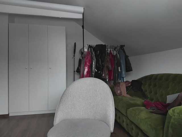 kristeen15's BongaCams show and profile