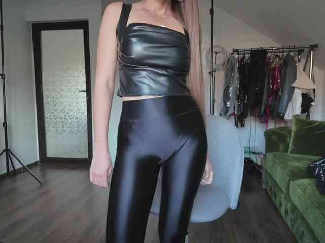 kristeen15 webcam