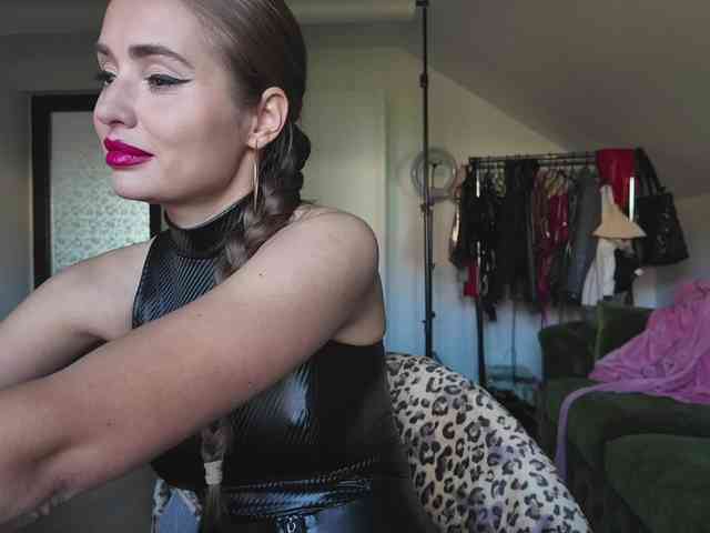 kristeen15 webcam