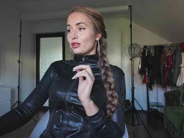 kristeen15 webcam