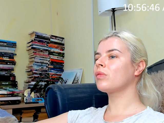 teressaa's BongaCams show and profile