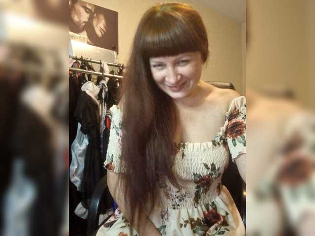 Twin-kle's BongaCams show and profile