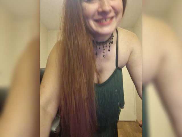 Twin-kle's BongaCams show and profile