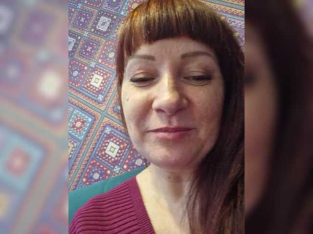 Flirt-Red's BongaCams show and profile