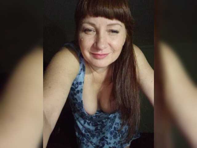 Twin-kle's BongaCams show and profile