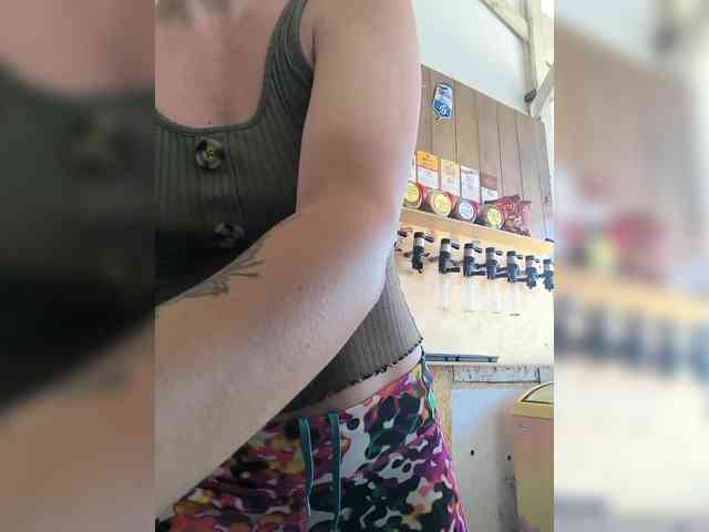 beWITCHed2206 webcam
