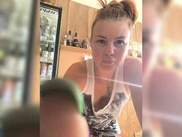beWITCHed2206 webcam