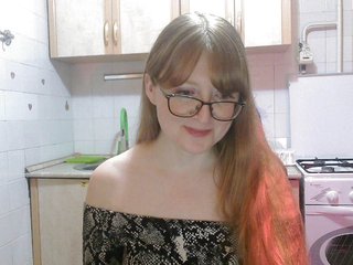 L-e-l-i-k Porn Show
