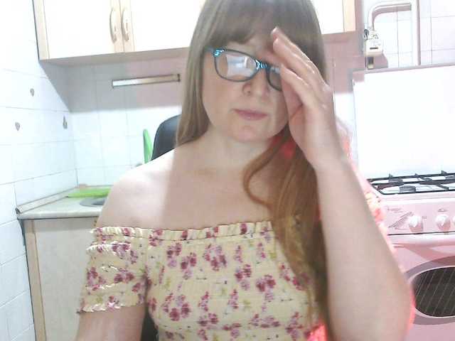 Sweety-Katie's BongaCams show and profile