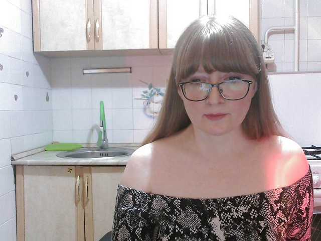 Sweety-Katie's BongaCams show and profile
