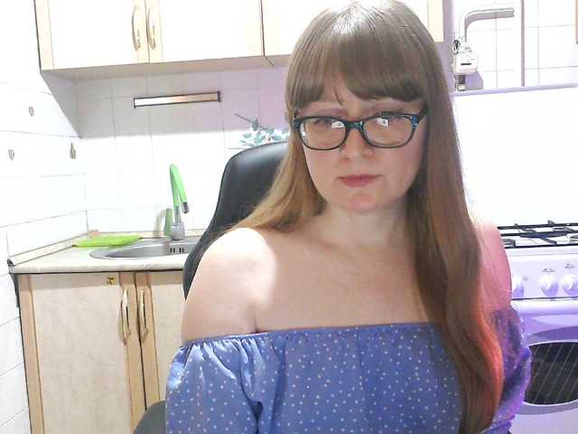 Sweety-Katie's BongaCams show and profile