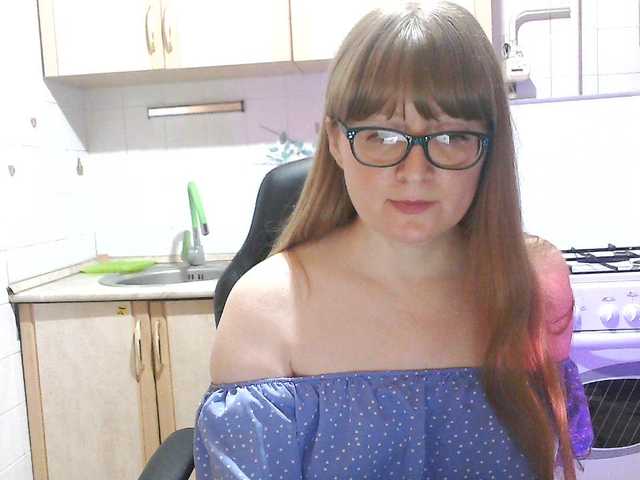 Sweety-Katie's BongaCams show and profile